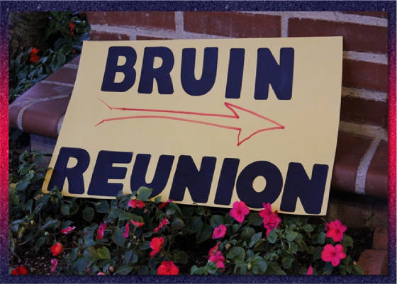 2013ReunionReef/0ReefBruinReunionSign.jpg